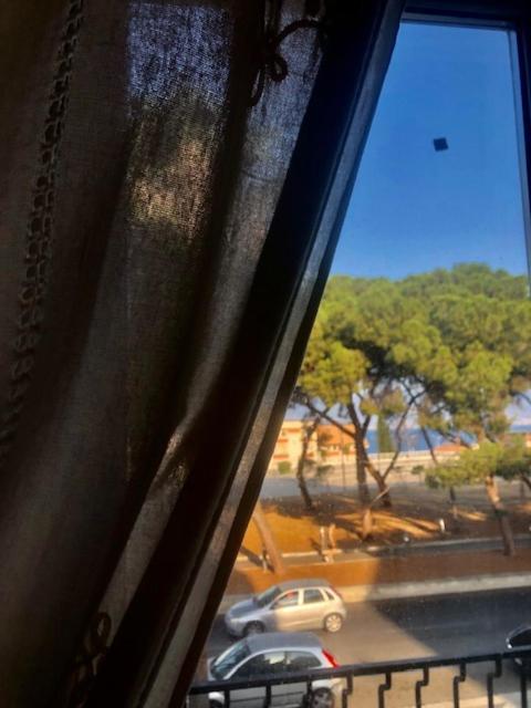 مبيت وإفطار ريجّو دي كالابريا Il Balcone Sullo Stretto المظهر الخارجي الصورة